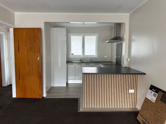 1 Bedroom Apartment, Boulcott Hutt City - Photo 1