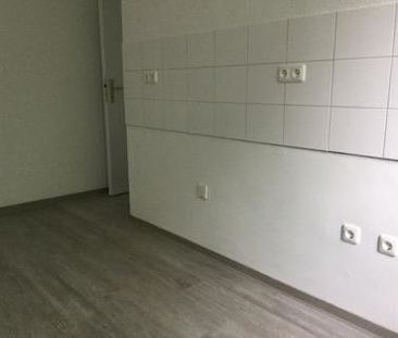 Schöne 3-Zimmer-Wohnung mit großem Balkon! - Foto 5