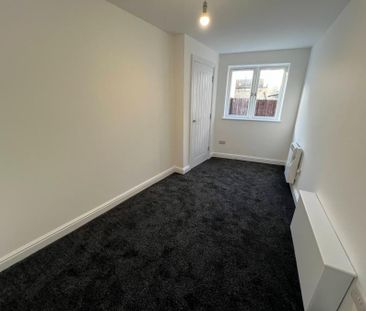 Westgate, Grantham, NG31 - Photo 2