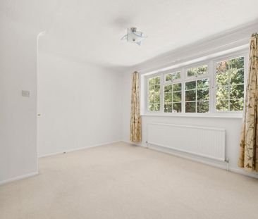6 bedroom detached house to rent - Photo 5