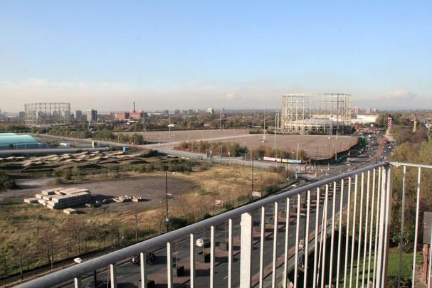 2 bedroom flat to rent - Photo 1