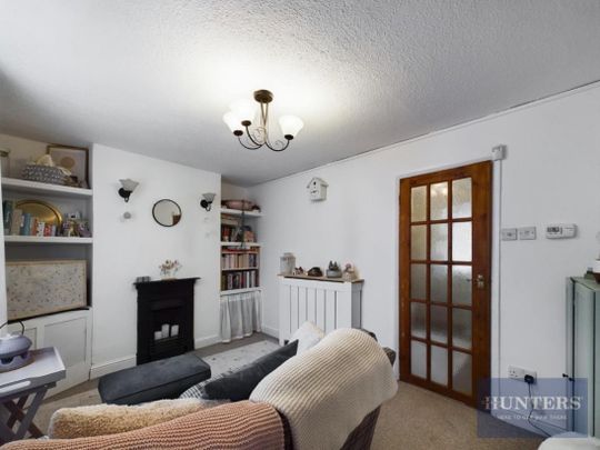 Naunton Terrace, Leckhampton, Cheltenham - Photo 1