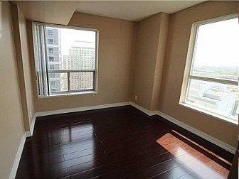 For Lease - 36 Lee Centre Drive Unit# 2306, Toronto, Ontario - Photo 2