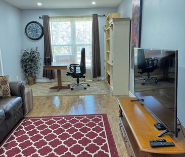 For Lease - 237 Homestead(Room) Crescent, London North, Ontario - Photo 3