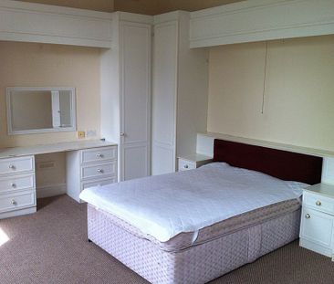 6 Bedroom Student House Tatton Grove Withington Manchester M20 4BP £105.00 pppw - Photo 4