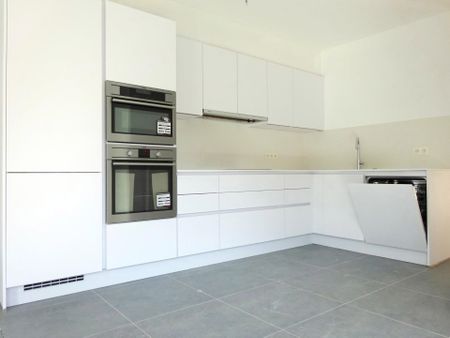 Lichtrijk 2-slaapkamerappartement met terras in Melle - Photo 4