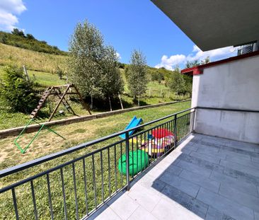Apartament 3 camere renovat complet cu garaj Valea Garboului - Photo 2