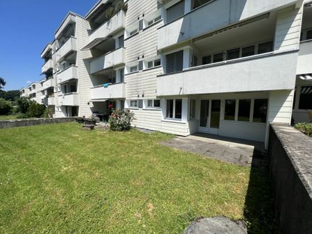 Charming 3.5-room apartment in a good location - Photo 2