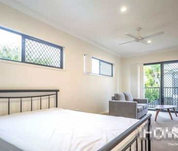 Modern 2-Year New Building: Fully Furnished with All Bills Included... - Photo 2