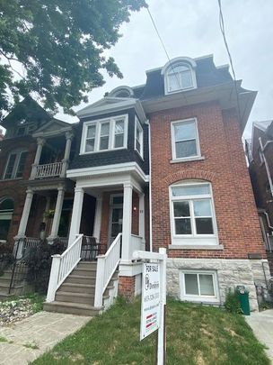 93 Lower Union St - Unit 3, 4 bed, 1.5 bath - Photo 1