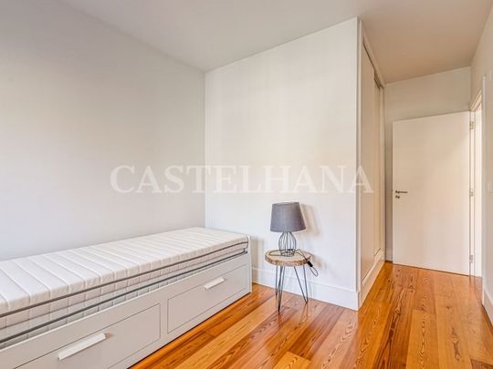 2 room luxury Apartment for rent in Lisbon - Photo 1