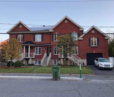 Magnifique 3 ½ à louer – Secteur St-Charles - Photo 3