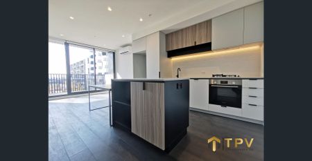 Modern North Facing Apartment in Burwood East - Photo 4