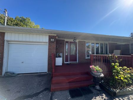 For Lease - 43 Sherwood Forest Drive, Markham, Ontario - Photo 2