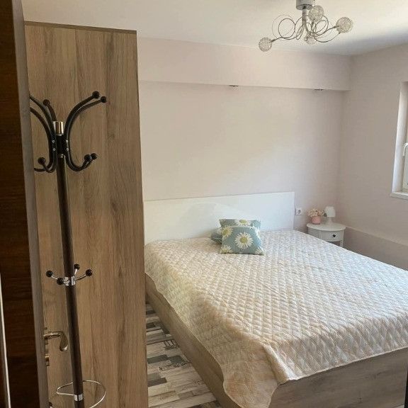 Se inchiriaza garsoniera in zona Florilor - Fotografie 1