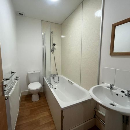 Woodland Terrace, Flat 6, Plymouth - Photo 4