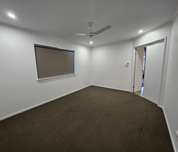 Spacious Family Home with Pool - Photo 6