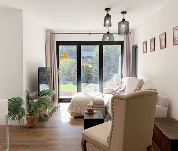 3 bedroom semi-detached bungalow to rent - Photo 1