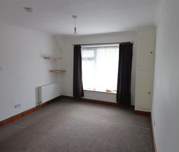 3 bedroom maisonette to rent - Photo 1