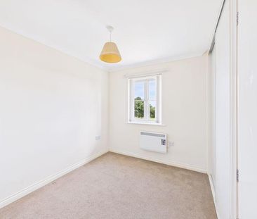 3 bedroom end of terrace house to rent - Photo 6