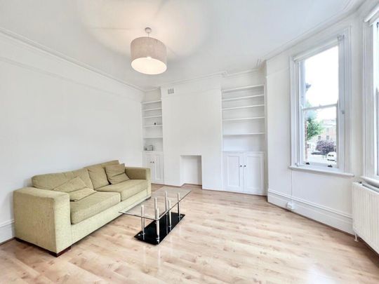 2 bedroom flat to rent - Photo 1