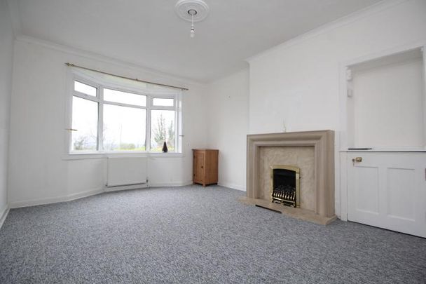 2 bedroom ground floor flat to rent - Photo 1
