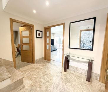 3 bedroom luxury Semidetached House for rent in Marbella Del Este, ... - Photo 6