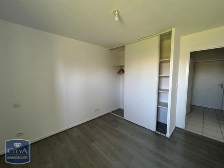 Location Appartement 2 pièces 47m² CASTELSARRASIN 82100 - Photo 2