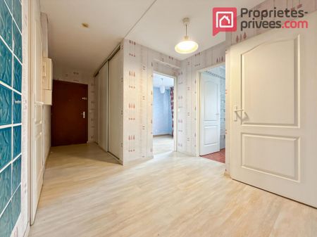 Location Appartement 3 pièces 75m² ARMENTIERES 59280 - Photo 4