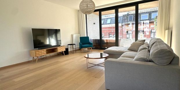 Appartement te huur in Antwerpen voor € 1.450 met 2 slaapkamers - Photo 1