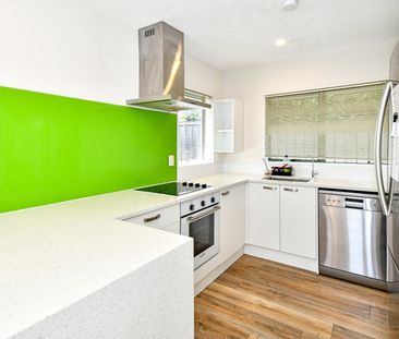 Modern, Tidy & Perfectly Positioned - Photo 1