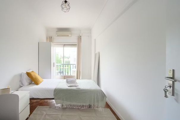 Avenida dos Estados Unidos da América, Lisbon, Lisbon 1700-165 - Photo 1