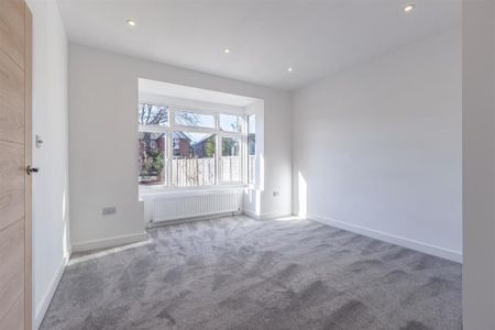 4 bedroom detached house to rent - Photo 5