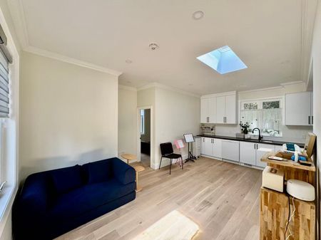 For Lease - 57 Threadneedle Crescent, Toronto, Ontario - Photo 2