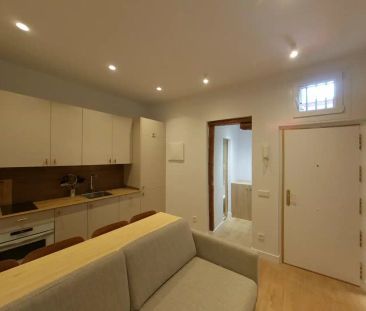 Piso de alquiler en Calle de Mira el Río Alta, Embajadores - Lavapiés - Photo 4