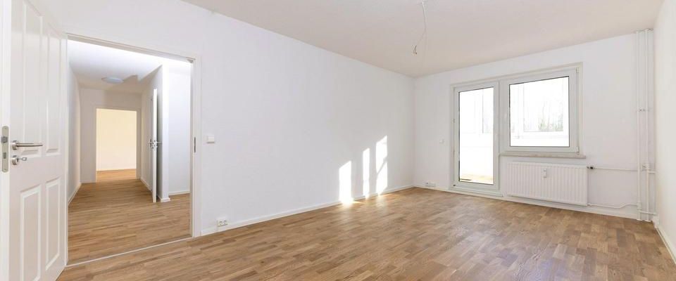 Erstbezug: 3 Zimmer mit Parkett, neuem Bad und Wintergarten in Heiterblick - Foto 1