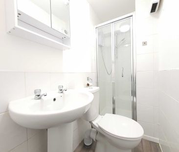 Adelaide Street, Blackpool - Photo 4