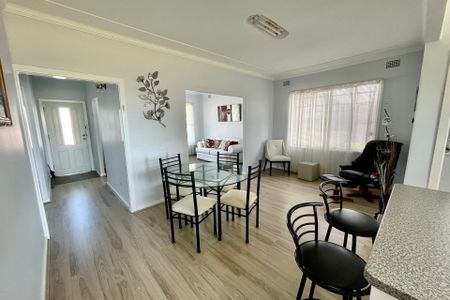 26 Pelican Street, Swansea NSW 2281 - House For Rent | Domain - Photo 2