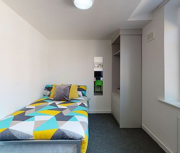 Flat 5 66 Mount Pleasant, University Campus - Photo 1