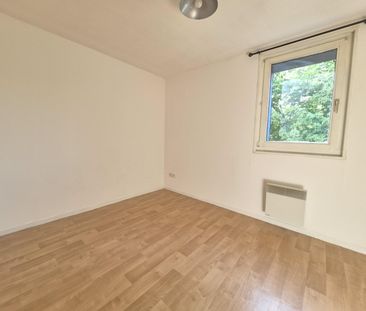 Location Appartement 2 pièces 37m² ARRAS 62000 - Photo 5