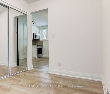 For Lease - 2520 Bloor Street Unit# 23, Toronto, Ontario - Photo 6