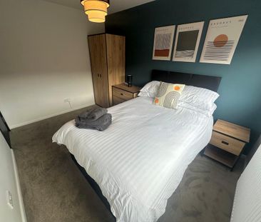 1 bedroom in a house share to rent - Photo 2