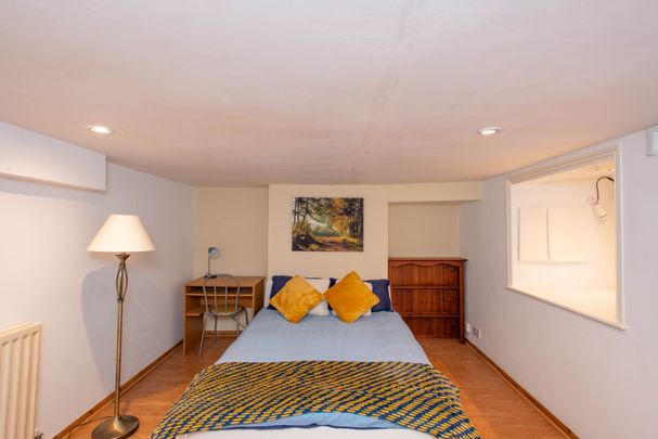 Marlborough road - Photo 1