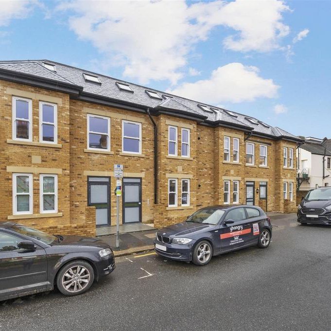 2 bedroom apartment to rent - Photo 1