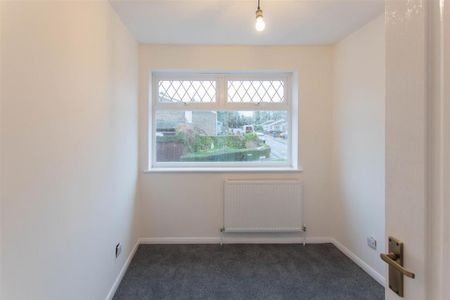 3 bedroom semi-detached house to rent - Photo 5