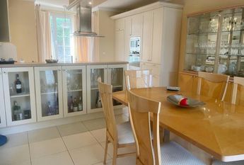 FOR RENT: SPACIOUS AND ELEGANT VILLA IN MORAIRA with 4 bedrooms for LONG TERM