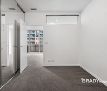 603/25-33 Wills Street, Melbourne - Photo 2