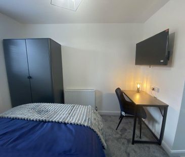 1 bedroom in a house share to rent - Photo 6