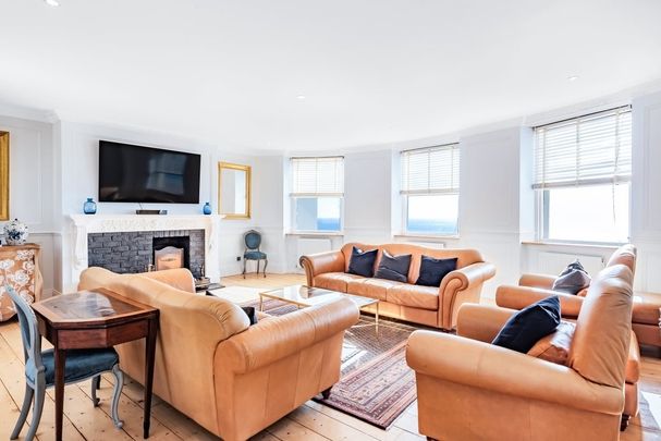 3 bedroom apartment to rent - Photo 1