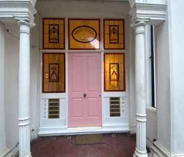 West Hill, Harrow, HA2 - Photo 5